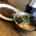 慶-きょん- - オリジナルカレー＆慶ラーメン（小）
