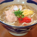 [Recommended dish ③] Okinawa Soba (Sanmainiku soba)