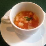 クングラーノサリ - ひよこ豆のスープ