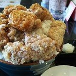 あげ市 - デカ盛り丼 ごはん倍盛り