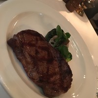 AKARENGA STEAK HOUSE - 