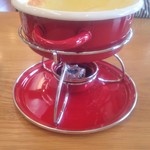 あまづキッチン - チーズフォンデュ。チーズ少なめですが、ちょうど食べきる量でした。
