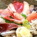 魚どん 然 - 20180317漁師の至宝海鮮丼・アップ