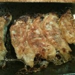焼き鳥 若ちゃん - 行者ニンニクがはいった若ちゃん餃子