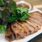 タイ国料理　チャイタレー - 2018.3 コームーヤーン（980円）豚上カシラ肉の炙り焼き