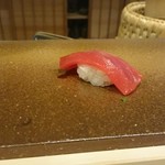 寿司つばさ - ■ マグロの醤油漬けの寿司 4.0