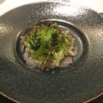 リストランテ カノフィーロ - ハタのカルパッチョ　ブロッコリーとしらす、オレガノ