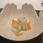 リストランテ カノフィーロ - ゴルゴンゾーラとくるみのセミフレッド　キンカンのコンポスタとハチミツ