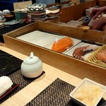 Sushi Sakae - 店内