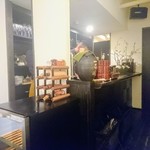 すし人　酒伊 - バーカウンター