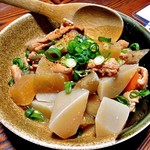 よし半 - モツ煮込み