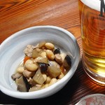 よし半 - お通し（五目豆）