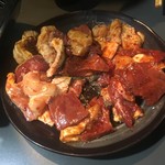 ホルモン　ぼんすけ - ホルモン盛り合わせ