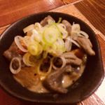 居酒屋 三丁目 - ホロ酔いセット（飲み物＋モツ煮込み＋お任せ串揚げ３本 1000円）