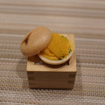 SUGALABO - 生カラスミと卵黄マヨネーズの最中