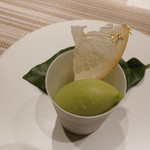 SUGALABO - 白木果実園土佐文旦バジルのソルベ