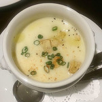 ビストロコバ - ニンニクとジャガ芋のポタージュ