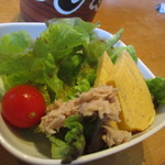 Gifu Hatsu Zushi - ランチＢのサラダ