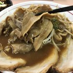 中華そば かど家 - 徳島名物ちぢれ肉♪