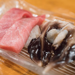 光寿司 - 2018.3 特本鮪中トロ（1貫380円）、生とり貝（1貫160円）