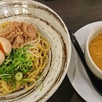 らららのらーめん 一豚力 - 豚骨辛味噌つけ麺♪