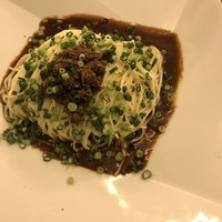 赤坂 四川飯店 - 四川タンタン麺
