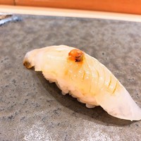 伊勢鮨 - 1.ヒラメの昆布締め