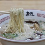 長浜ラーメンまき - 麺リフト