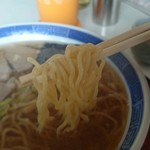 武田そば屋 - 麺はこんな感じ