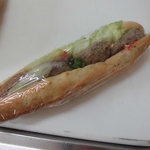 ベーカリーいずみ - ハンバーグパン