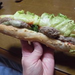 ベーカリーいずみ - ハンバーグパン
