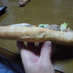 ベーカリーいずみ - ハンバーグパン