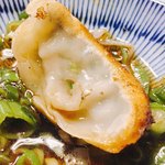 清ちゃん - ①餃子の窪んだところを上にする