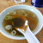 東部食堂 - 焼きそばのおまけの中華スープ