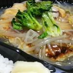 ランチタイム - 鶏ハンバーグ