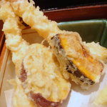 稲にわうどん 割烹 日本橋 古都里 - 天ぷらは海老2本、かぼちゃ、さつま芋
