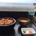 海沿いの キコリ食堂 - 