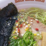 麺屋 六感堂 - 鯛煮干しおグリーン麺＋のり（赤レンガ限定）