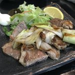 そば処 つる岡 - 特別！？にお願いして作ってもらった鴨焼き。