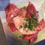 焼き肉829 - 和牛切り落としmix