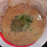 東京発祥豚骨ラーメン 哲麺縁 - 豚骨醤油チャーシュー麺