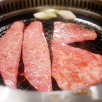 炭焼 金竜山 - カルビ