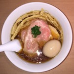 らぁ麺 はやし田 - 特製醤油ラーメン 1000円。