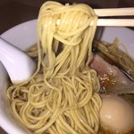 らぁ麺 はやし田 - 麺リフト