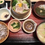 大戸屋 ごはん処 - 