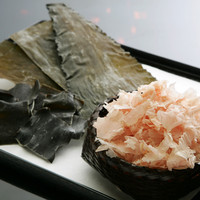 河岸（かし）で一番の昆布〈北海道の利尻昆布〉