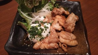 Onza - 鶏竜田の温玉のせ鶏唐揚げ