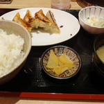 餃子製造販売店　いち五郎食堂 - 餃子定食ハーフ　６３０円