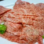 名城園 - 牛刺し