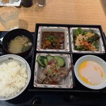 フクラ家 - 中華弁当膳860円